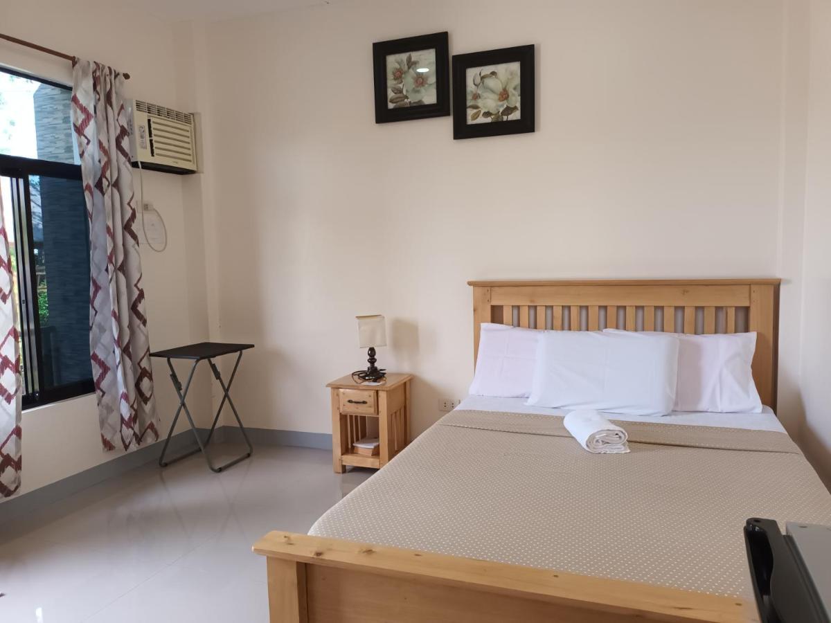 Grae'S Apartelle Moalboal Kültér fotó