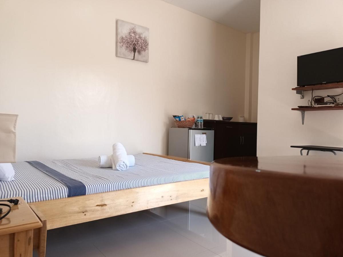 Grae'S Apartelle Moalboal Kültér fotó