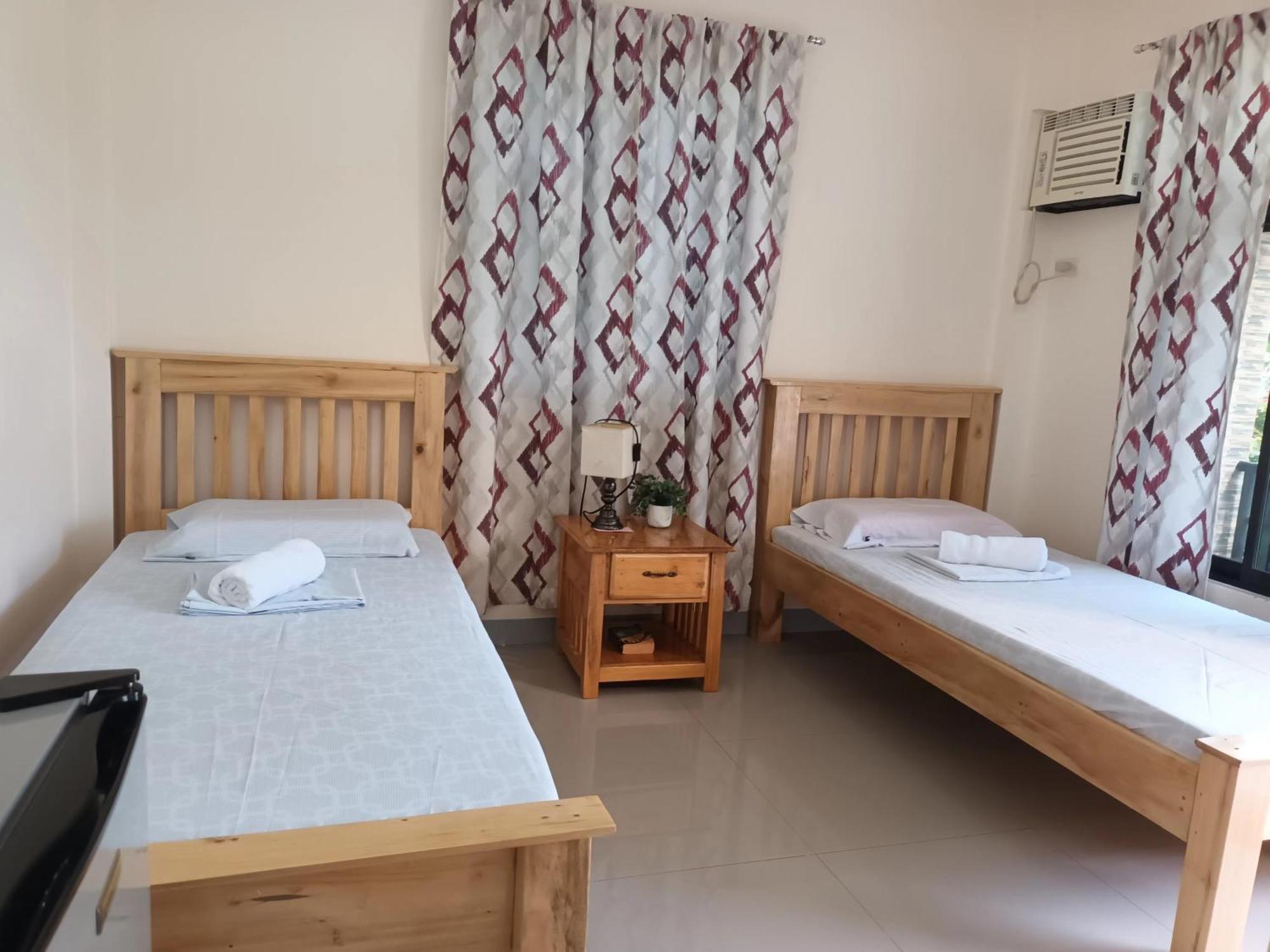 Grae'S Apartelle Moalboal Kültér fotó