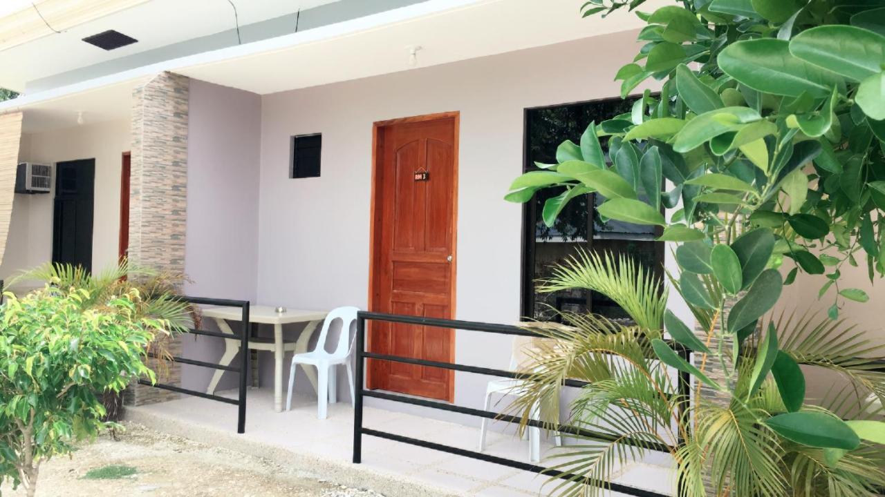 Grae'S Apartelle Moalboal Kültér fotó